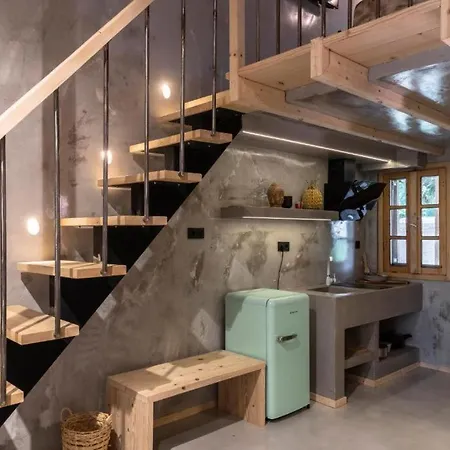 Apartment Limna