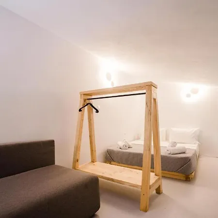 Apartment Limna